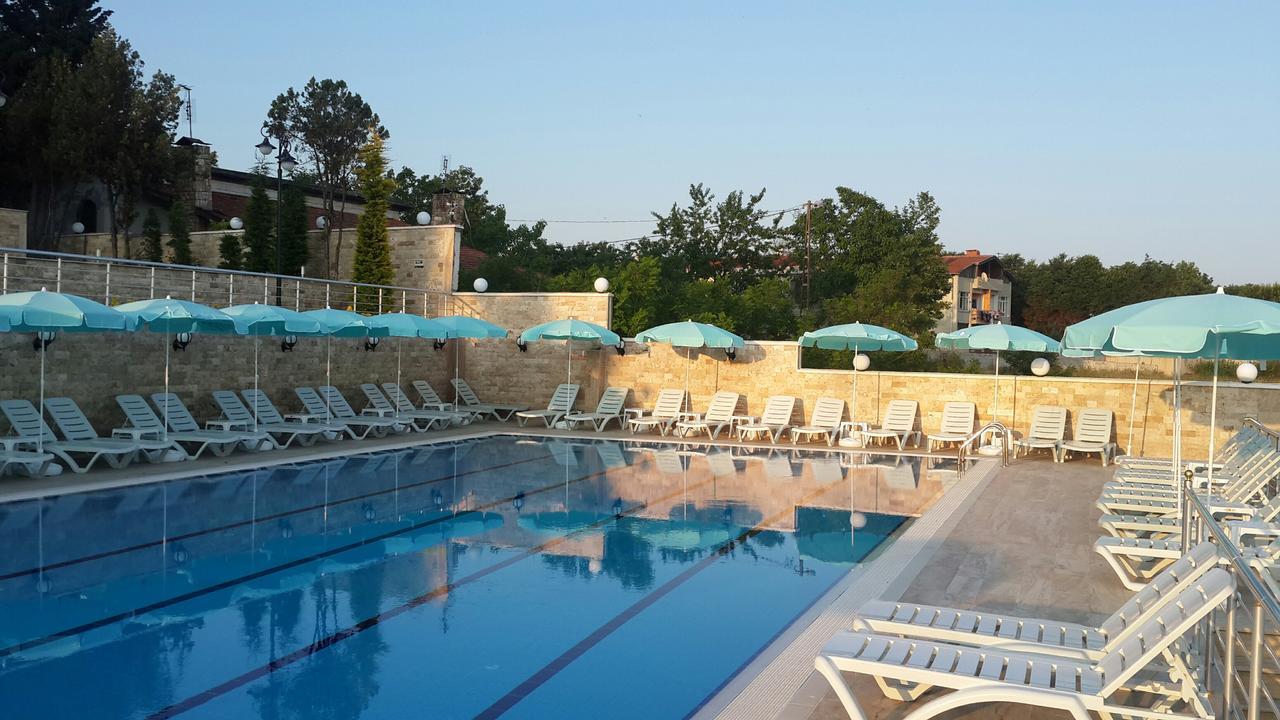 Hotel Selimpasa Екстериор снимка
