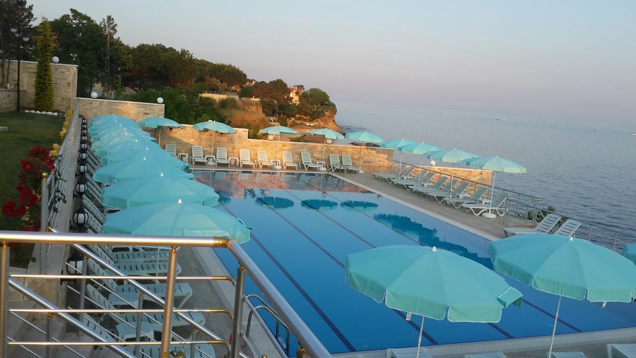 Hotel Selimpasa Екстериор снимка